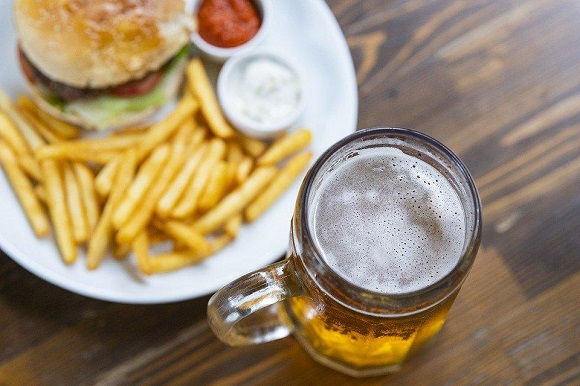 Alimentação e Bebidas